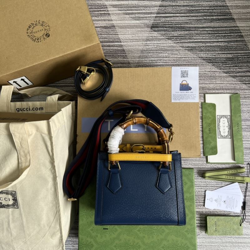 Gvc*1 tote bags